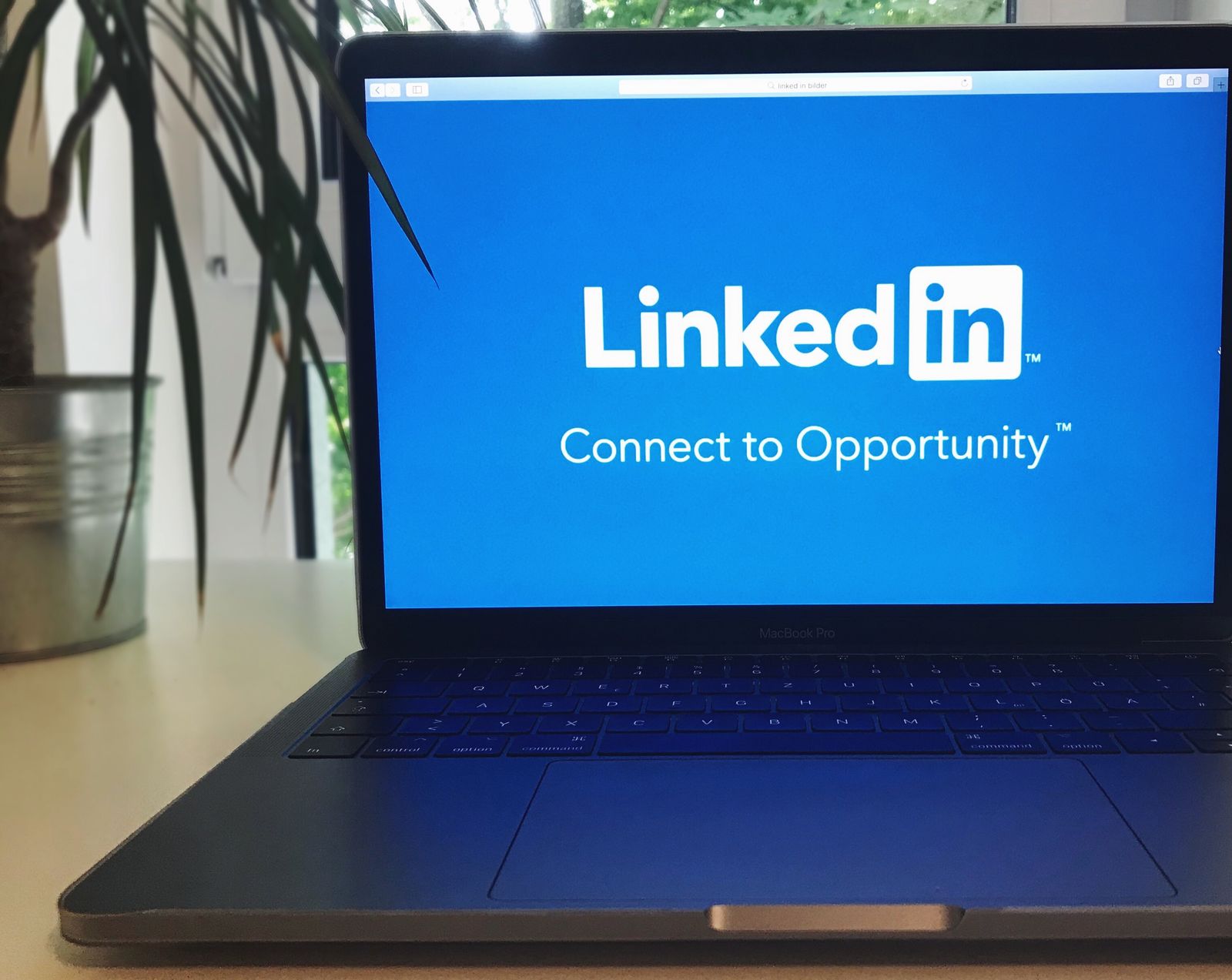 The Hidden Job Market: How to Find Jobs That Never Make It to Job Boards
